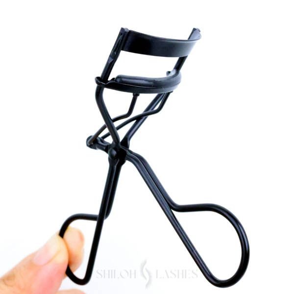 Shiloh Lash Curler - Image 3