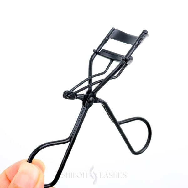 Shiloh Lash Curler - Image 2