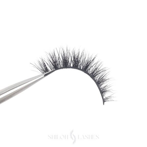 Blossom 3D Mink Lashes - Image 4